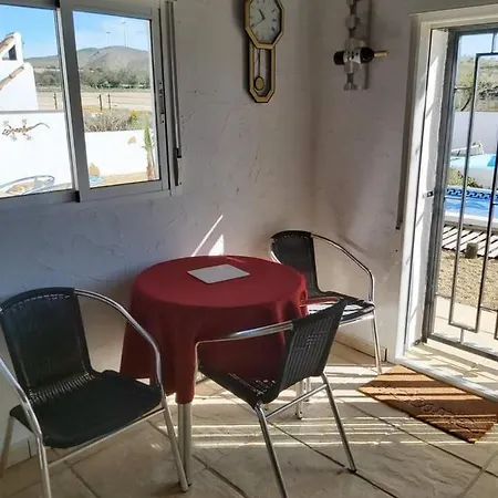 2-bed With Pool Garden & Parking Near Serón